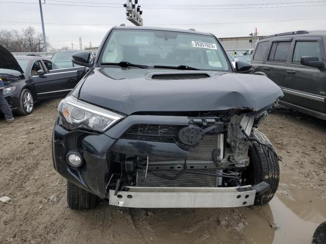 2018 TOYOTA 4RUNNER SR - JTEBU5JR6J5553730