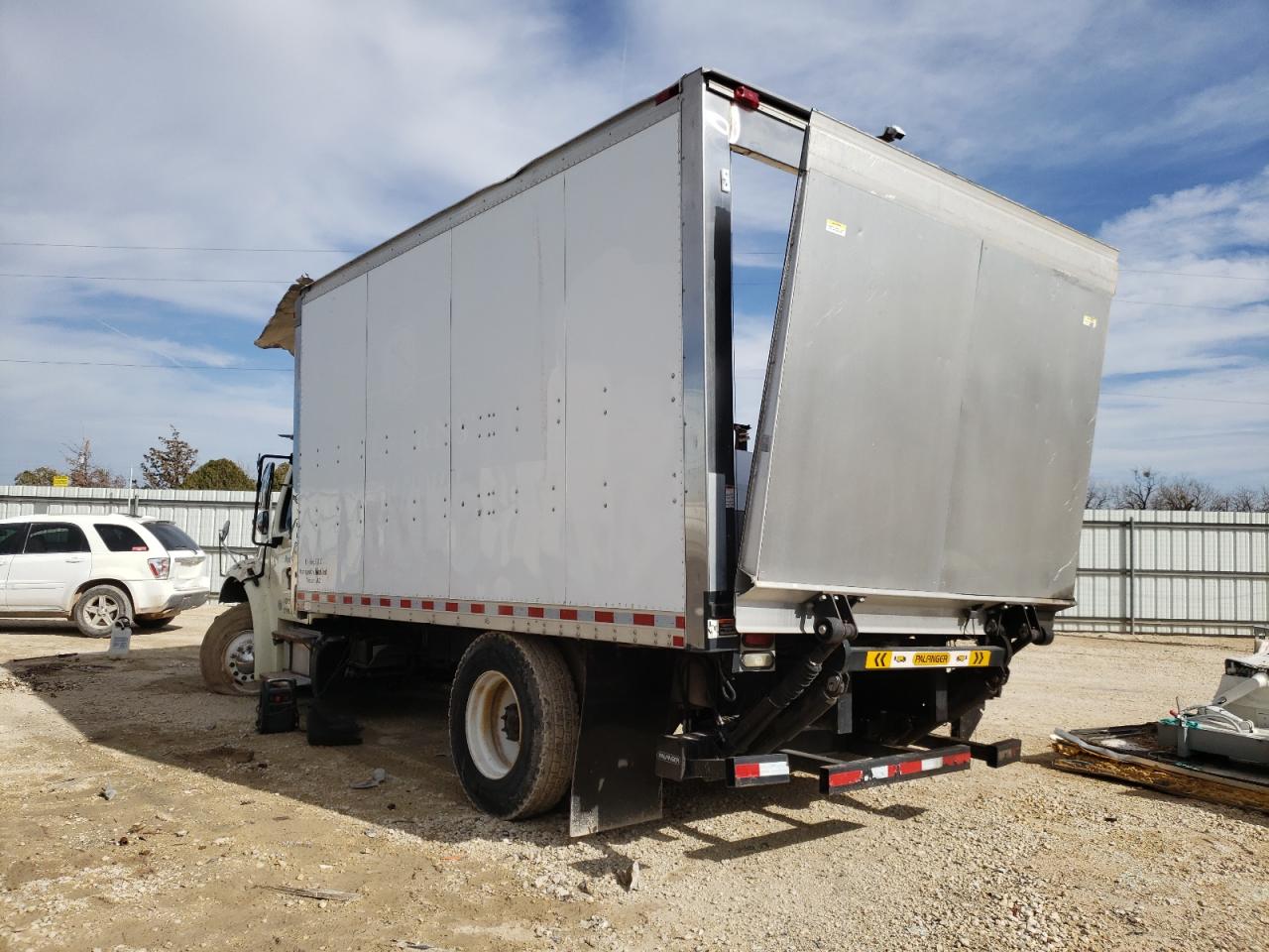 2012 FREIGHTLINER M2 106 MEDIUM DUTY - 1FVACWDT3CHBT1603