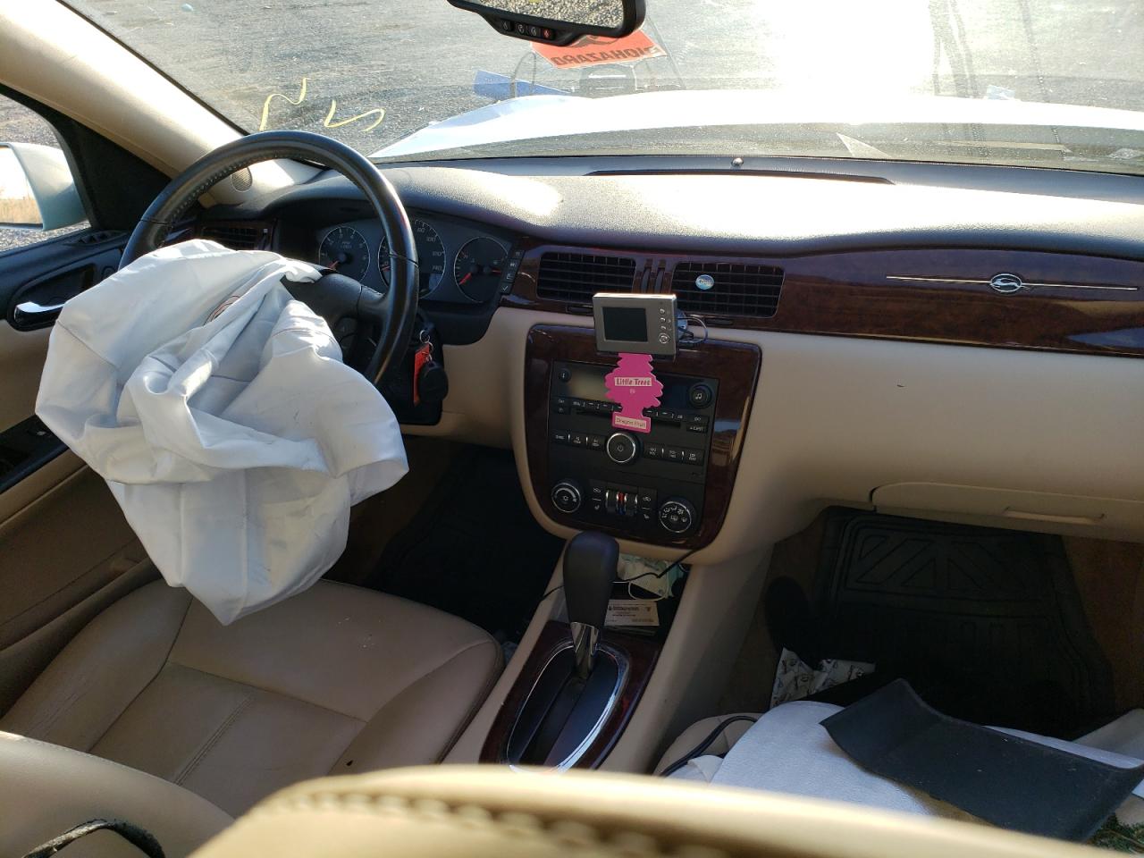 2011 Chevrolet Impala - Image 8
