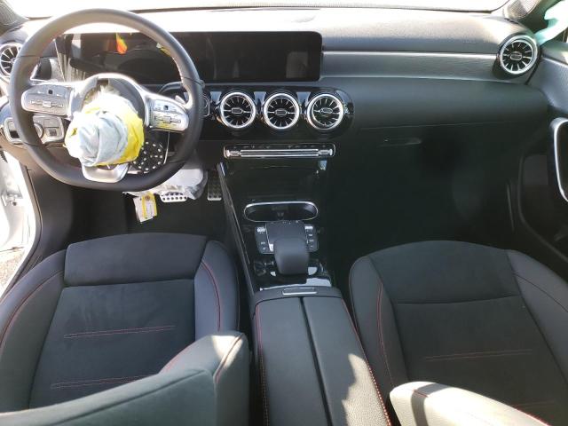 W1K3G4EB9NJ356786 Mercedes-Benz A 220