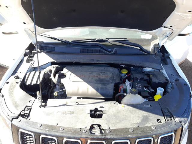 3C4NJCBB9HT669465 Jeep Compass Latitude
