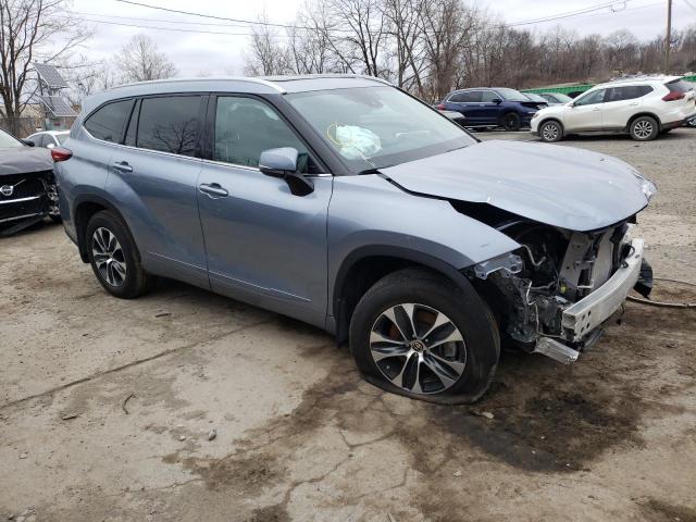 2022 TOYOTA HIGHLANDER 5TDHZRBH6NS172361