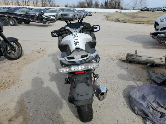 2021 BMW R 1250 RT - WB10L0302M6E36158