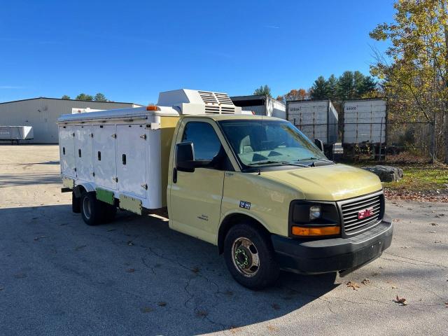 2014 GMC Savana Cargo Van 