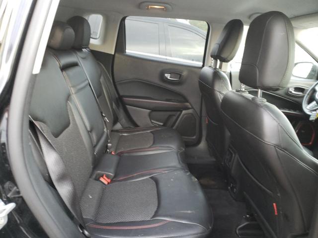 3C4NJDDBXJT146268 Jeep Compass Trailhawk