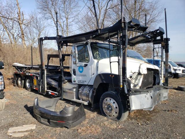 Salvage cars for sale from Copart Marlboro, NY: 2018 Freightliner 114SD