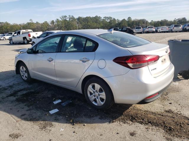 3KPFK4A7XJE284933 KIA Forte