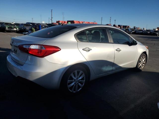 KNAFX4A65E5211072 KIA FORTE LX