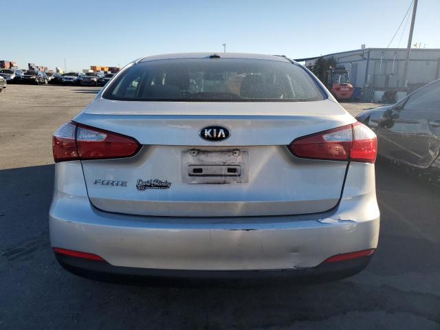 KNAFX4A65E5211072 KIA FORTE LX