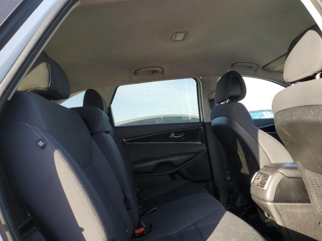 5XYPG4A39GG035845 KIA SORENTO LX