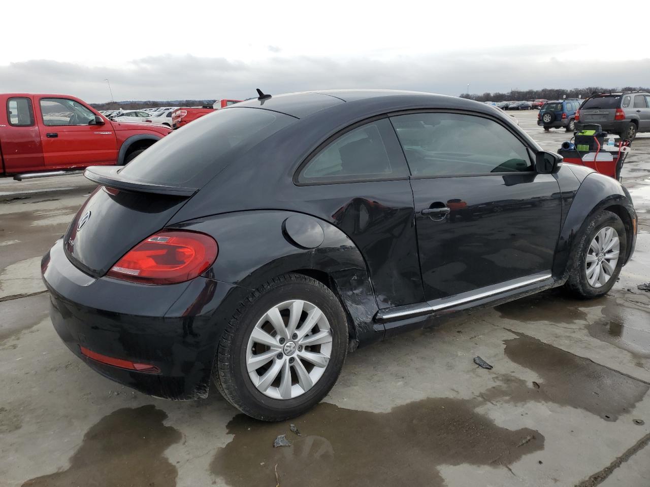 3VWFD7ATXKM706311 Volkswagen Beetle S 3