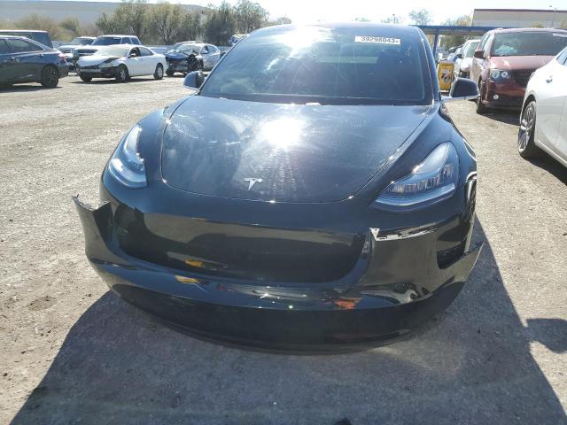 Фото: 5YJ3E1EA8KF313436 - 5