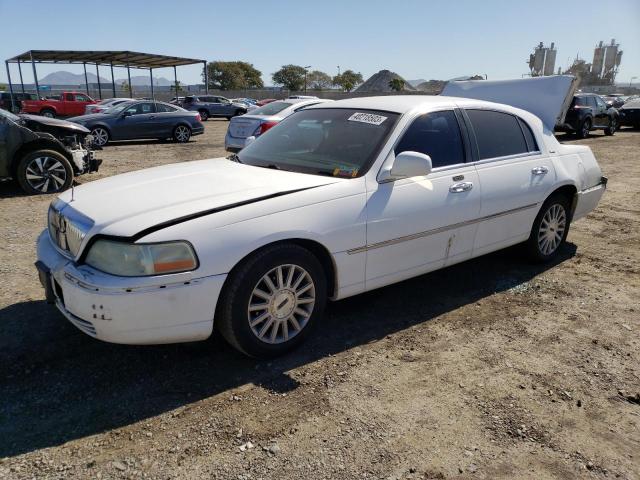 2003 Lincoln Town Car Executive