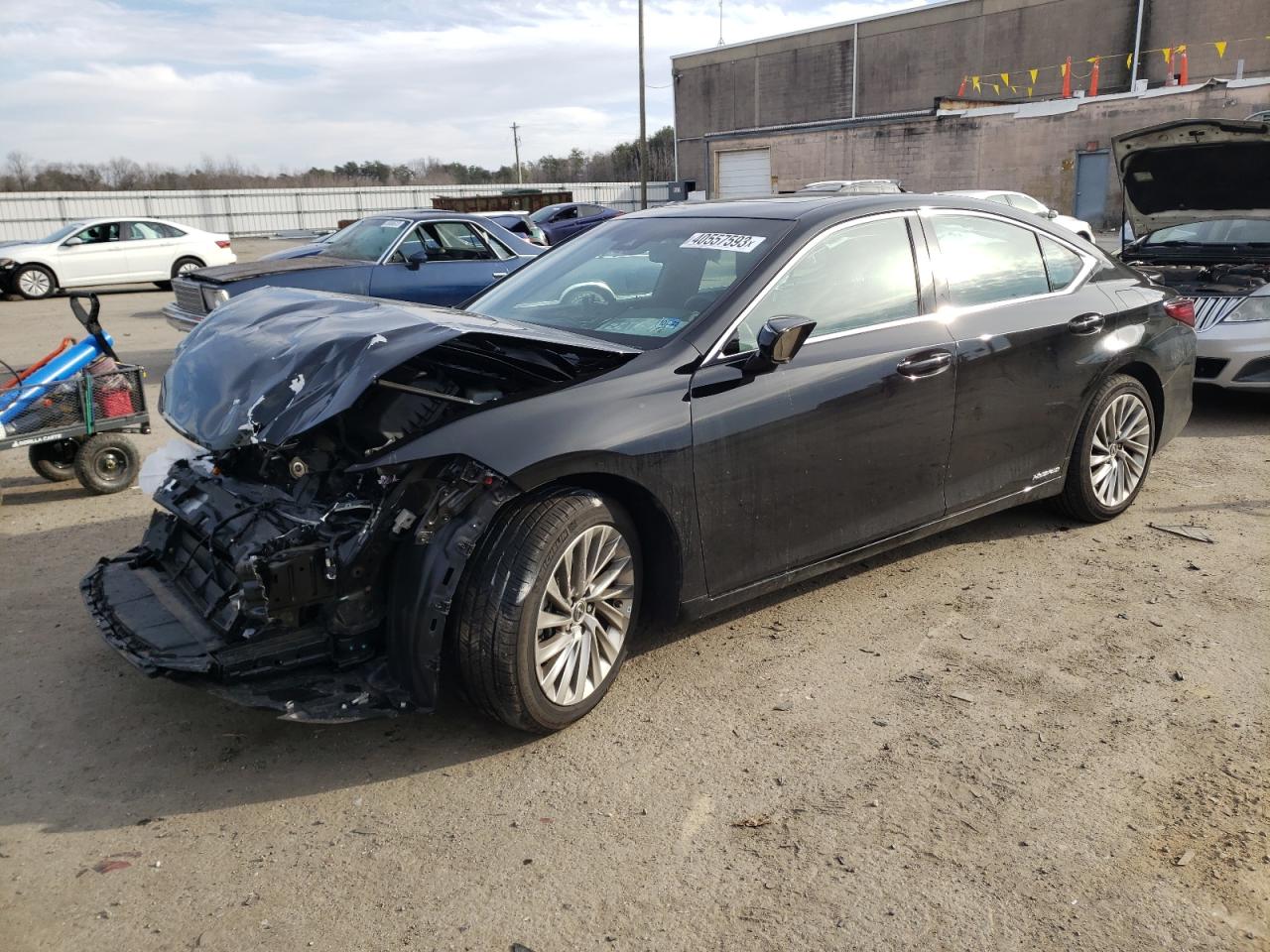 58AEA1C11NU014104 LEXUS ES 300H BA 2022