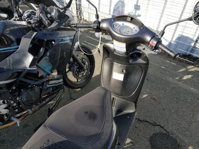 2005 APRILIA SCARABEO 5 ZD4SCC0135S000200