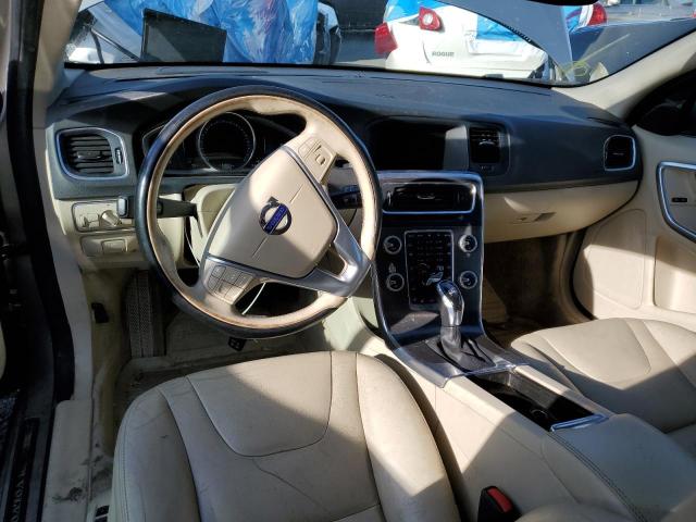 YV140MEM6F1259786 Volvo V60 Platinum