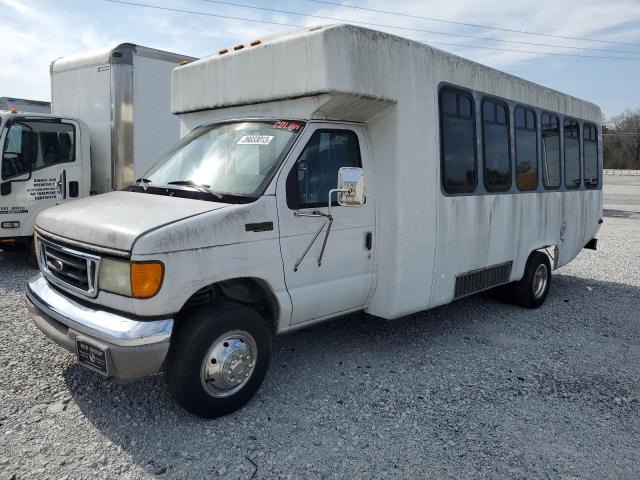 2004 Ford Econoline Cargo Van 