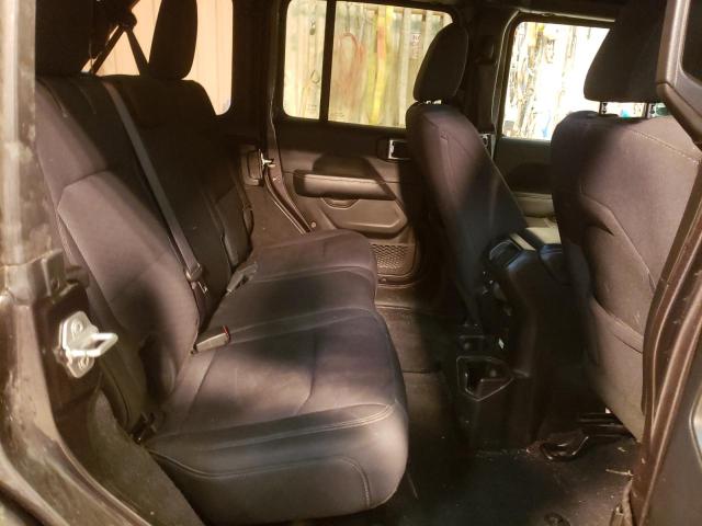 1C4HJXEN6JW329670 Jeep Wrangler Unlimited Sahara