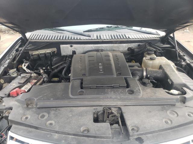 5LMJJ2J57CEL08872 Lincoln Navigator