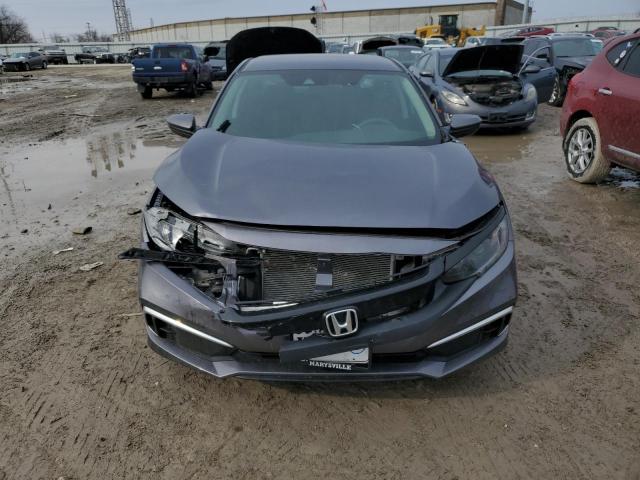 VIN 3FA6P0HDXJR213137 2018 Ford Fusion, SE no.5