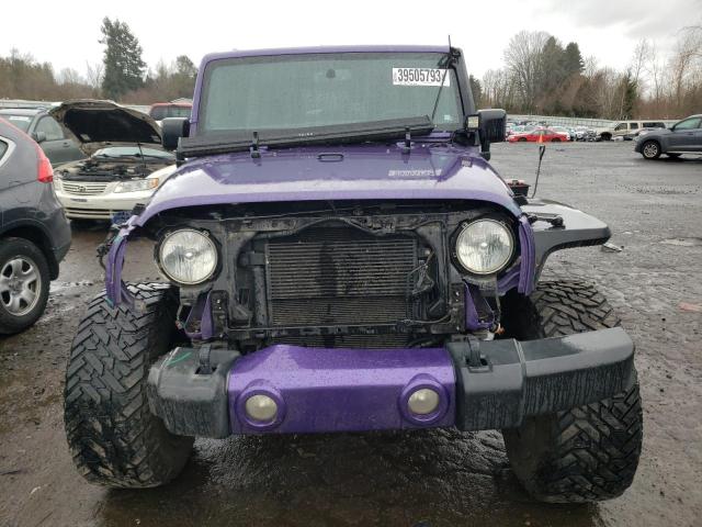 1C4BJWEG4JL904044 Jeep Wrangler Unlimited Sahara
