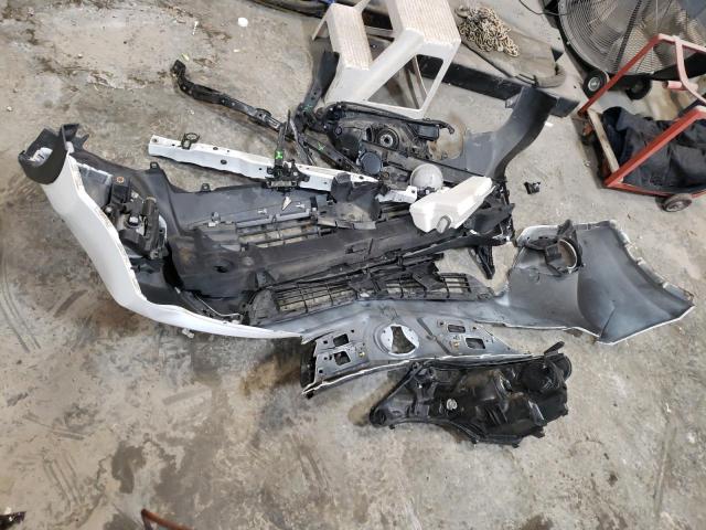 2015 TOYOTA RAV4 XLE - JTMRFREV2FD160395