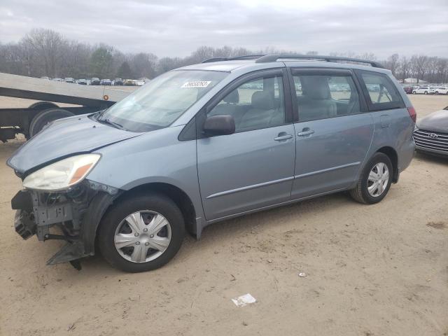 2004 Toyota Sienna CE