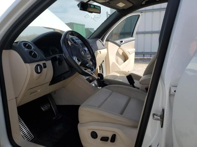 2016 VOLKSWAGEN TIGUAN S - WVGBV7AX3GW009535