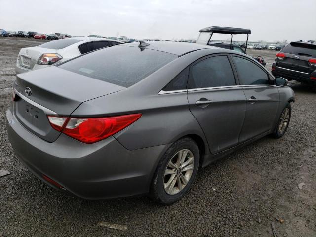 VIN: 5NPEB4AC1CH484901 Auction: COPART Lot: 38751673 Location: KY - EARLINGTON 5NPEB4AC1CH484901 HYUNDAI SONATA 2012 GRAY Photo 3
