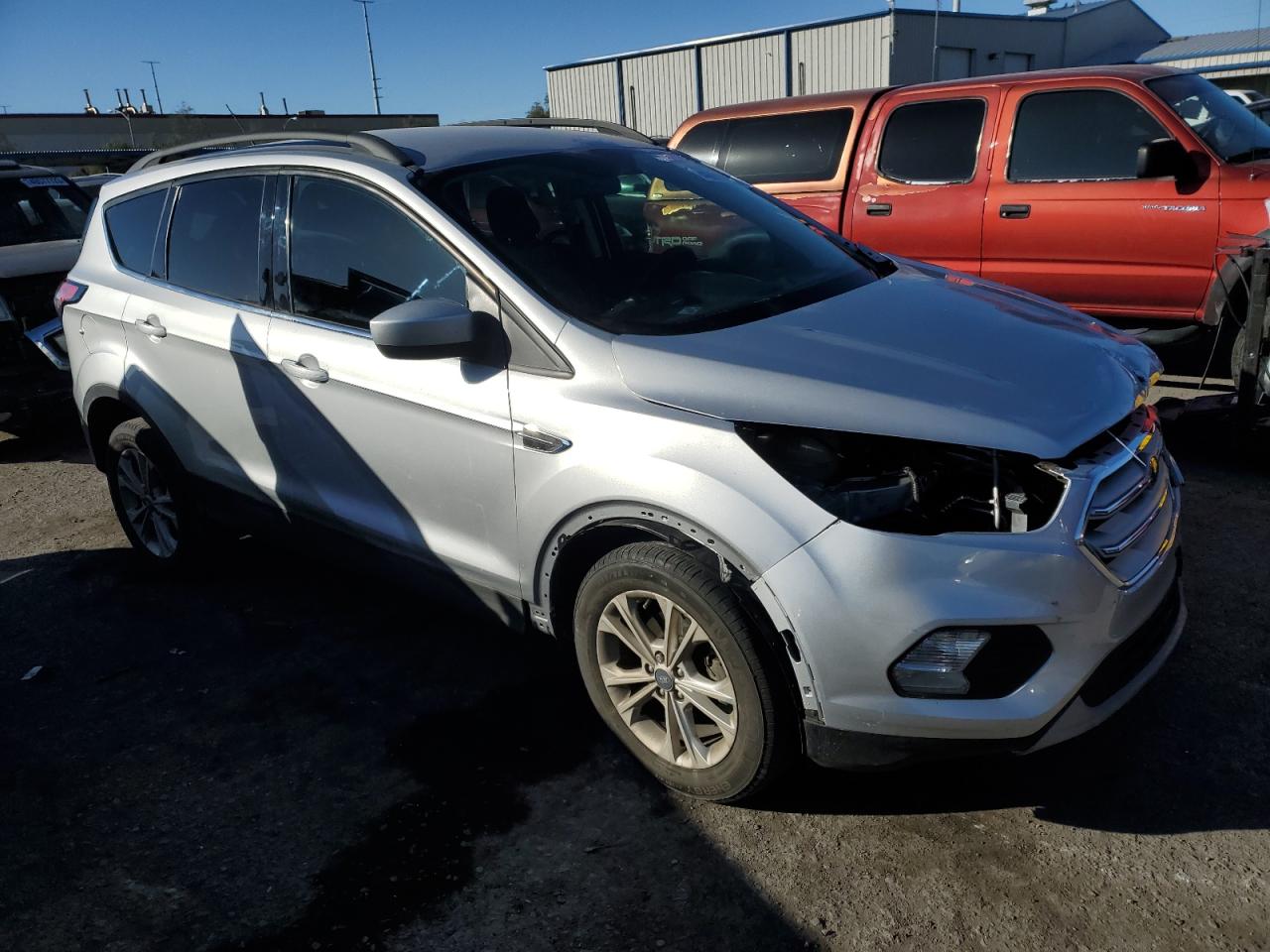 1FMCU0GD1JUD37678 FORD ESCAPE 2018