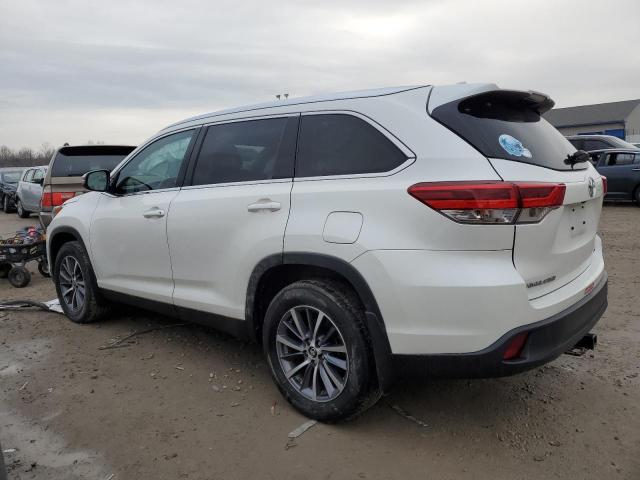 2019 TOYOTA HIGHLANDER 5TDJZRFH7KS573151
