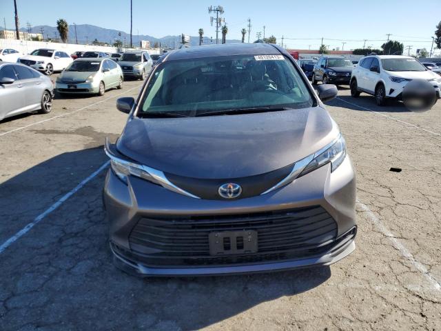 2021 TOYOTA SIENNA LE - 5TDBRKEC1MS007880