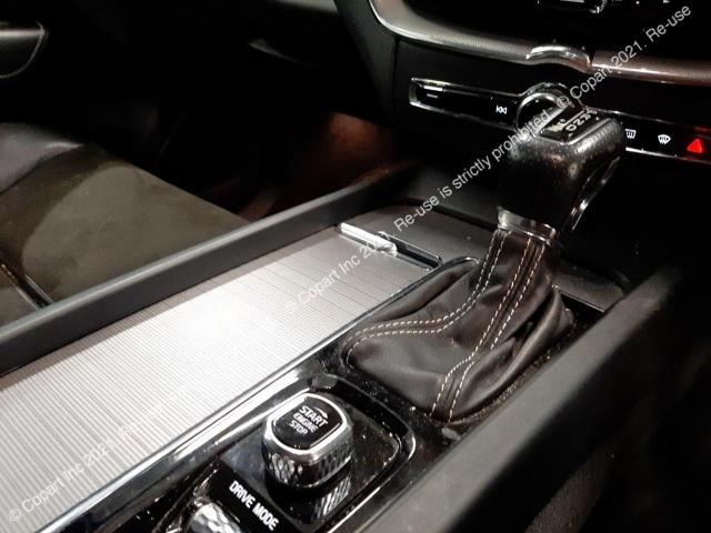 YV1UZA8BCJ1035583 Volvo Xc60 R-des
