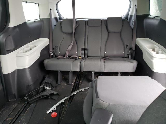 KNDNB5H30N6076513 KIA Carnival Lx