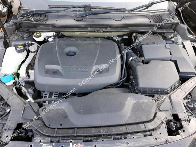 YV1MZ29L0J2158346 Volvo V40 Cross