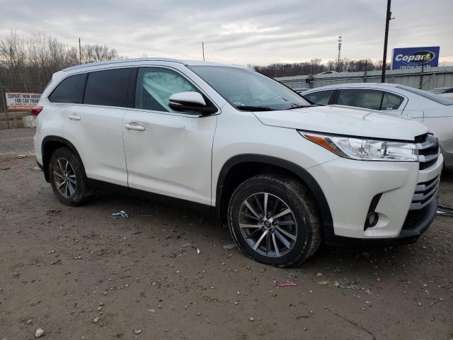 2019 TOYOTA HIGHLANDER 5TDJZRFH7KS573151