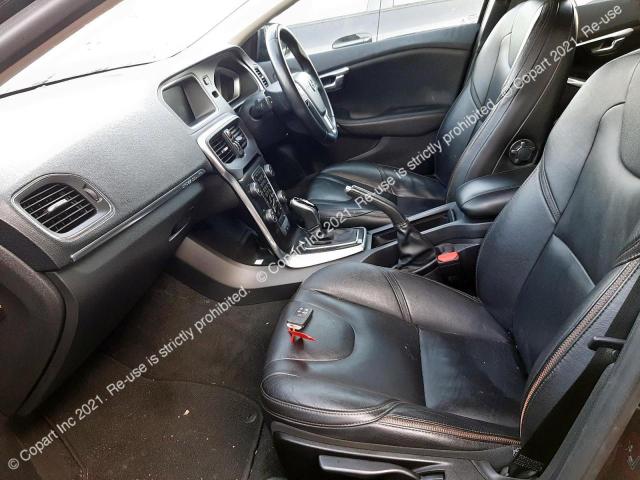YV1MZ29L0J2158346 Volvo V40 Cross