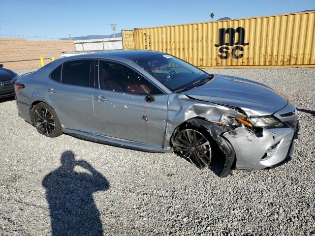 2018 TOYOTA CAMRY XSE 4T1B61HKXJU095868
