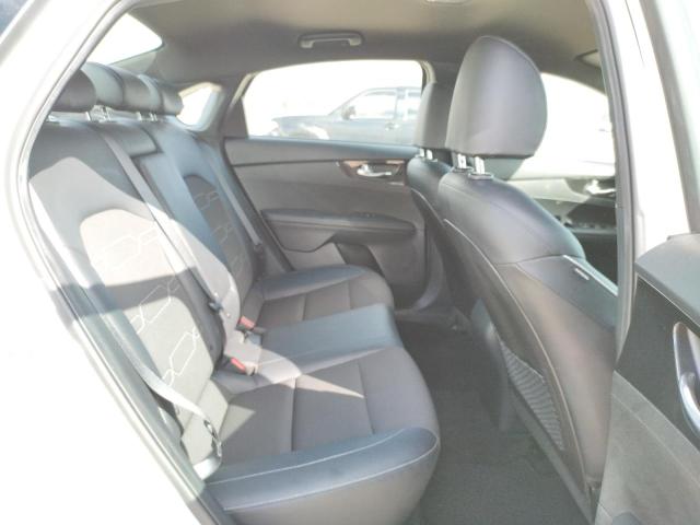 3KPF34AD1ME265307 KIA Forte Gt Line
