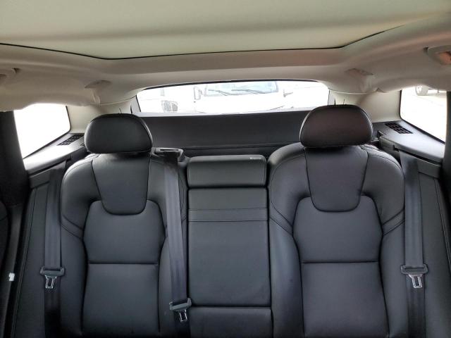 2018 VOLVO XC60 T6 MO YV4A22RK1J1044161