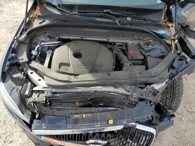 2018 VOLVO XC60 T6 MO YV4A22RK1J1044161
