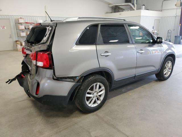 5XYKT3A6XFG634827 KIA Sorento