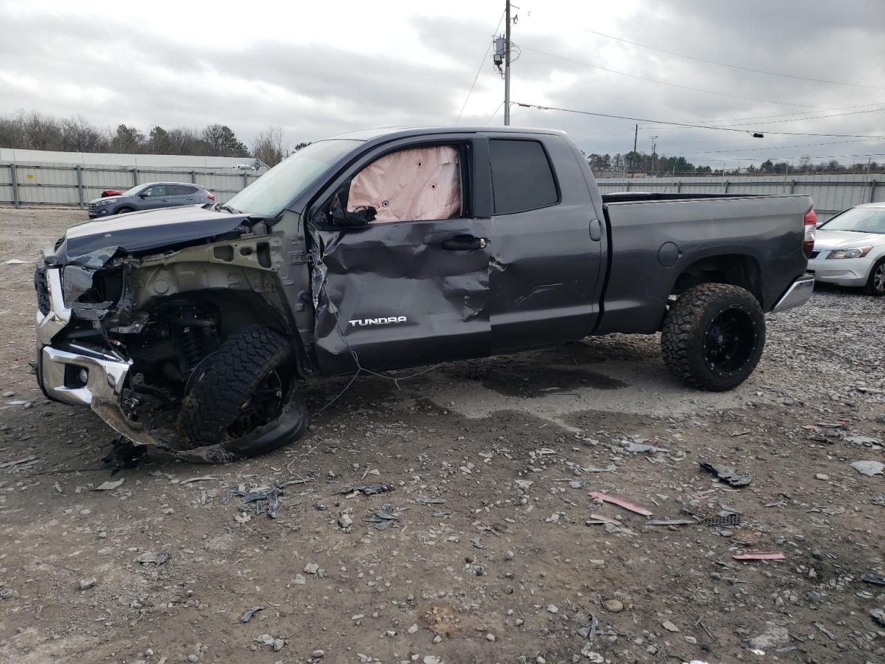 5TFRM5F11KX138178 TOYOTA TUNDRA 2019