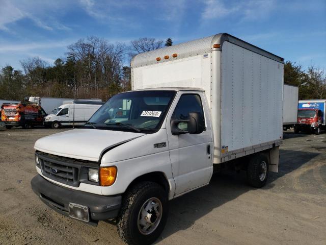 2004 Ford Econoline Cargo Van 