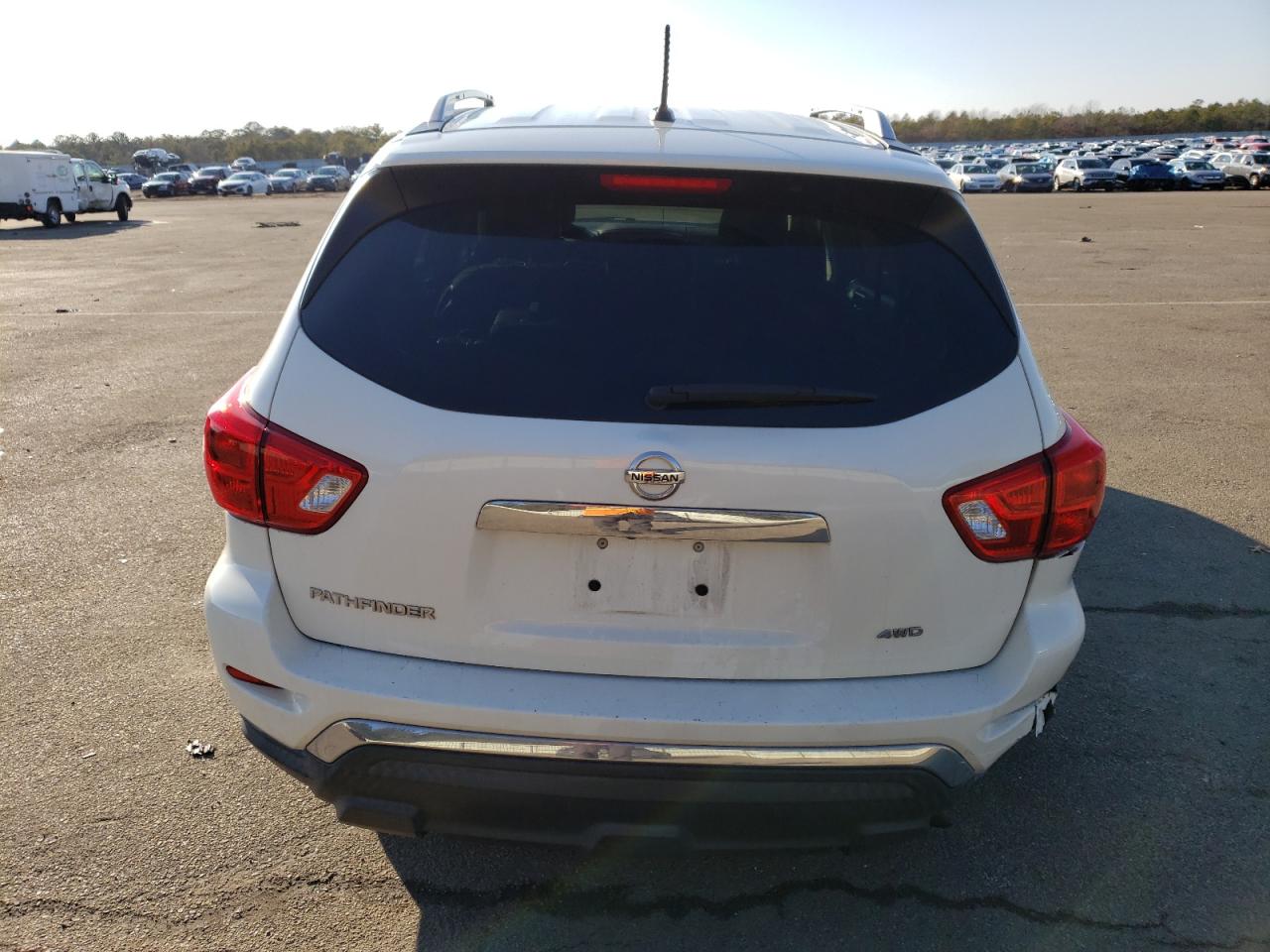 5N1DR2MM3HC910893 NISSAN PATHFINDER 2017