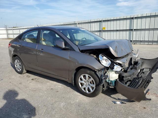 VIN 1FADP3K25FL232913 2015 Ford Focus, SE no.4