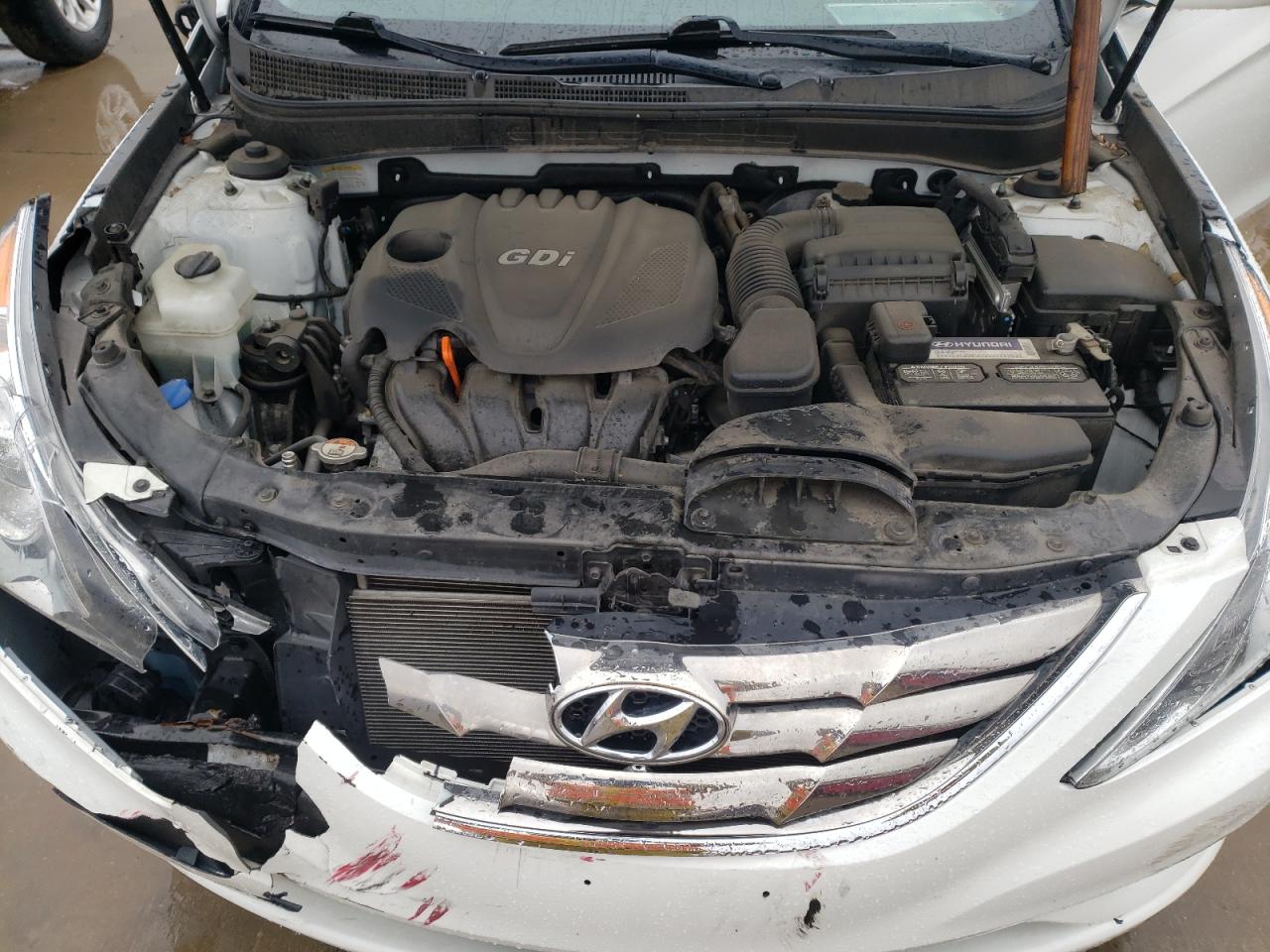 2013 Hyundai Sonata - Image 11