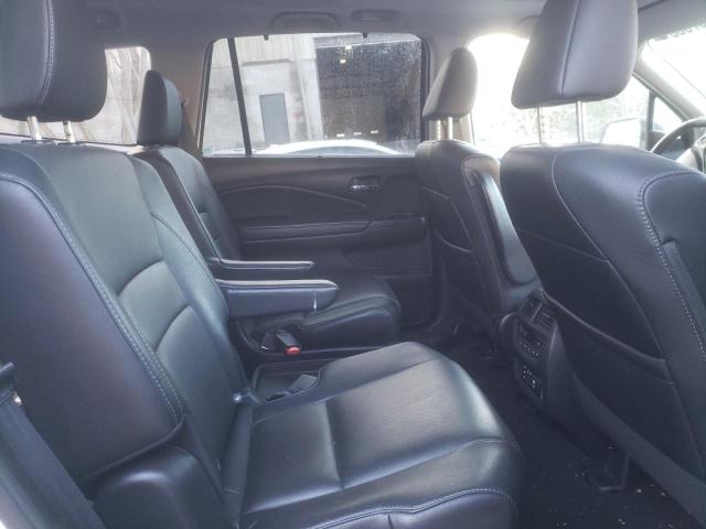 2017 HONDA PILOT TOUR - 5FNYF6H99HB504759