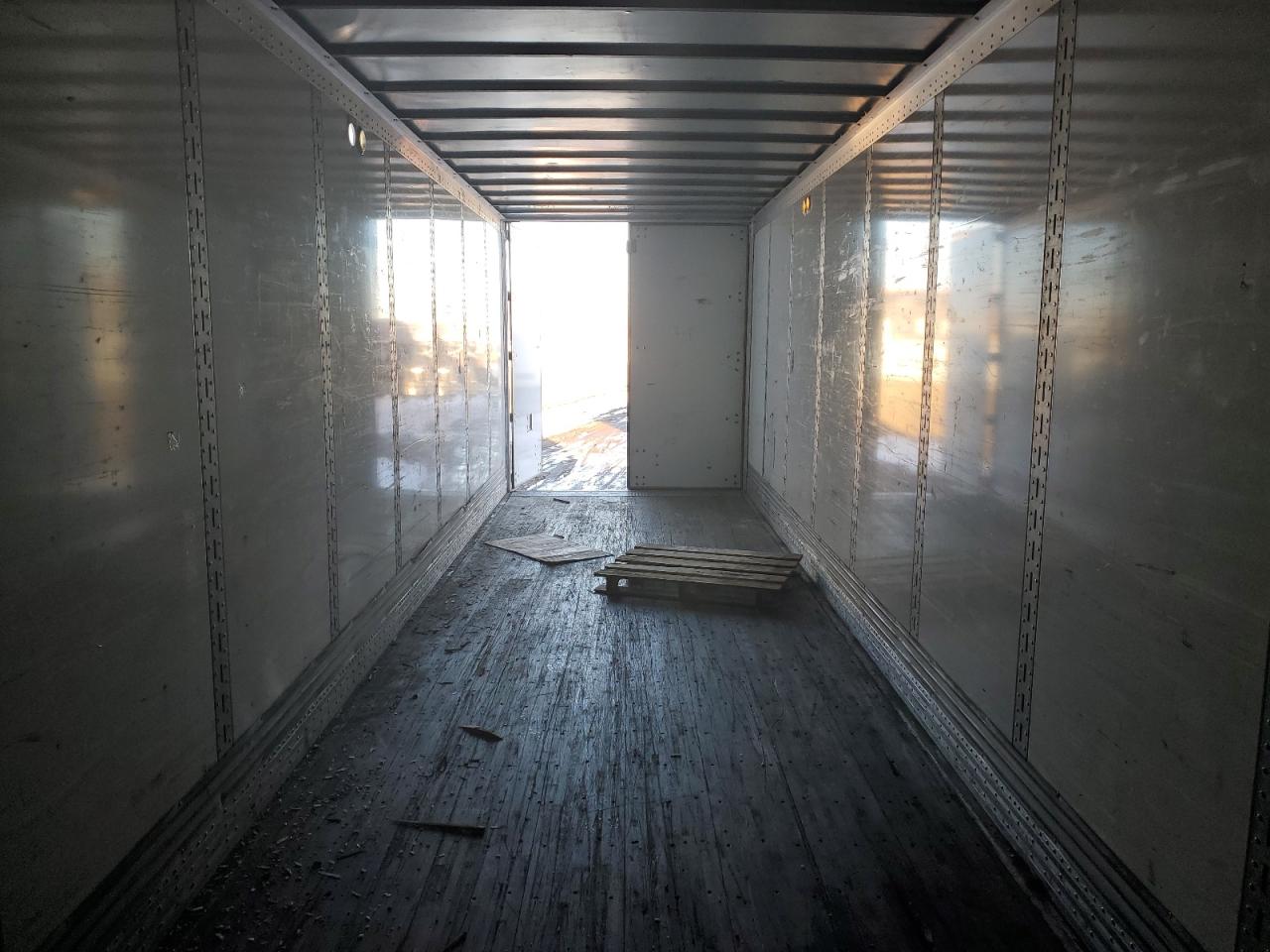 2016 HYUNDAI DRY VAN - 3H3V532C0GT044113