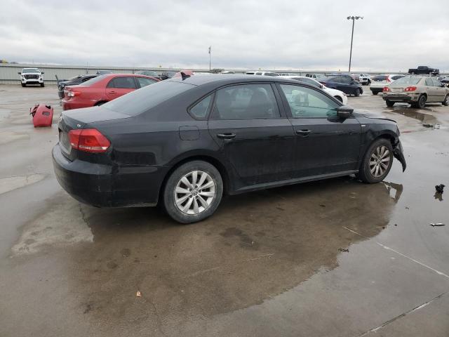 2015 VOLKSWAGEN PASSAT S - 1VWAS7A39FC017660